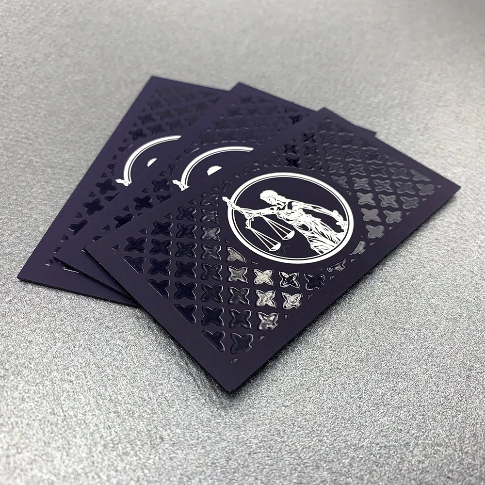 Фото товара «Визитки шелкографией на дизайнерском картоне» №14