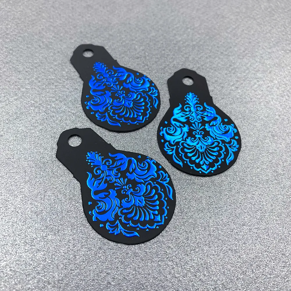 Фото товара «Повнокольорові візитки з об`ємною фольгою та лаком» №5