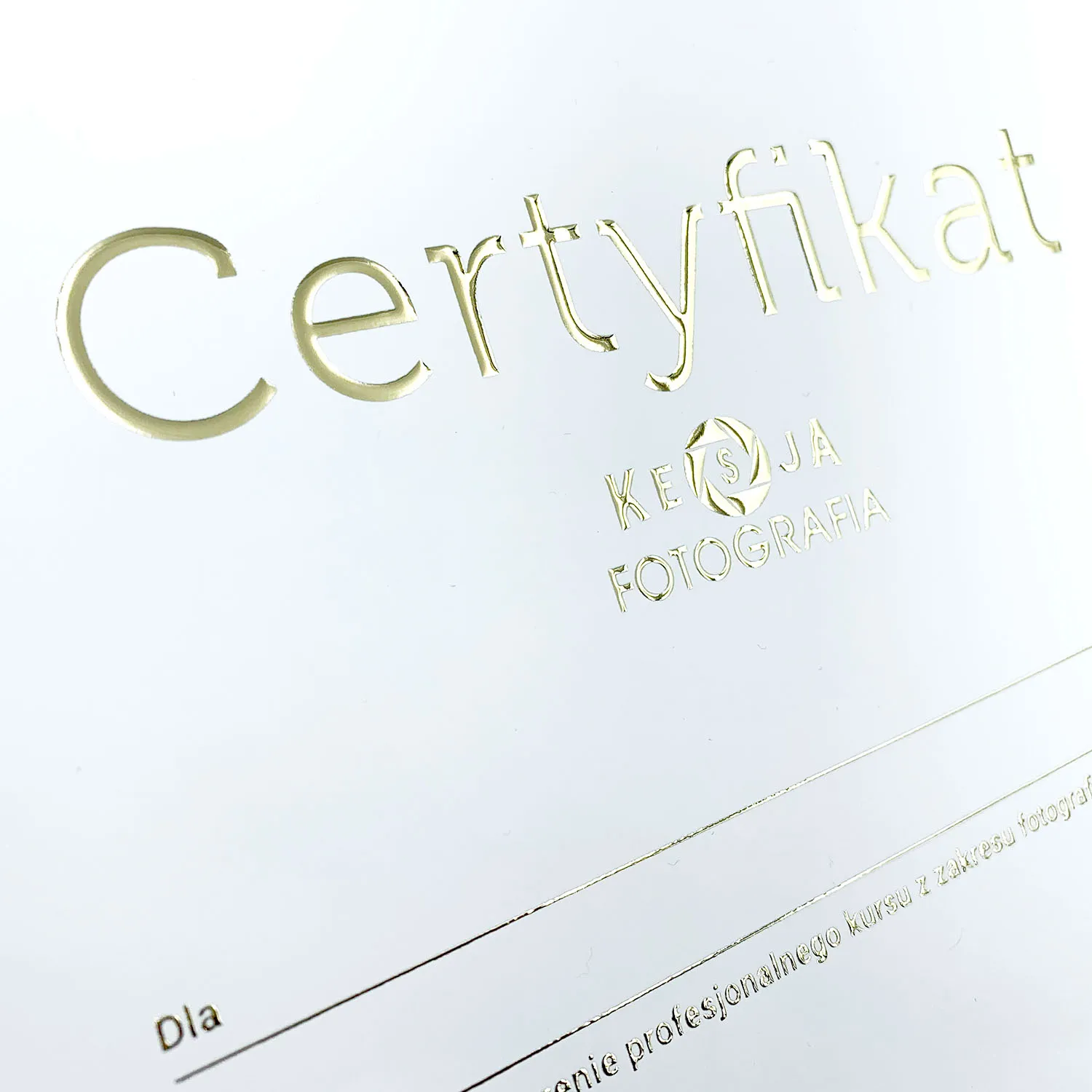 Фото товара «Сертификаты полноцветные с объемными лаком и фольгой» №3