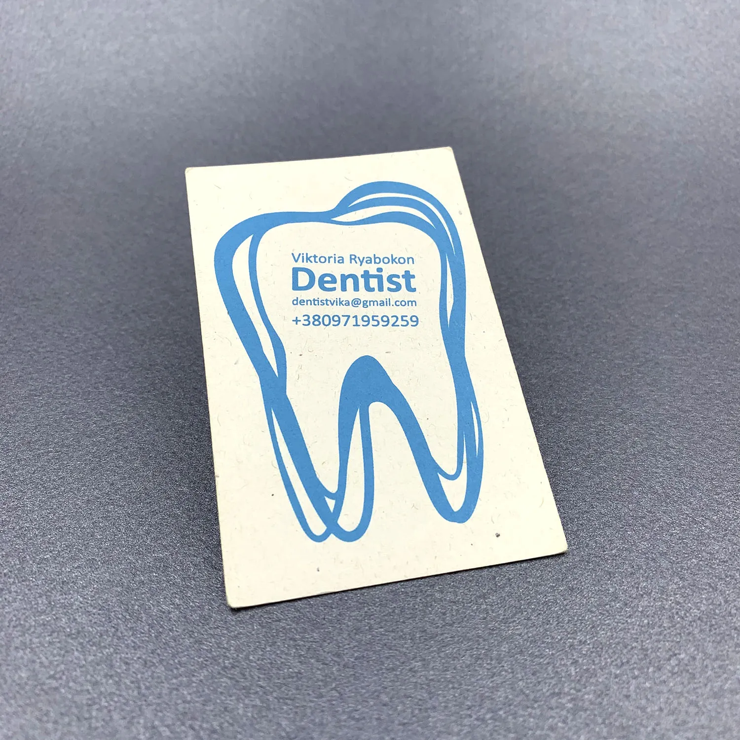 Фото товара «Візитки на дизайнерському картоні» №4