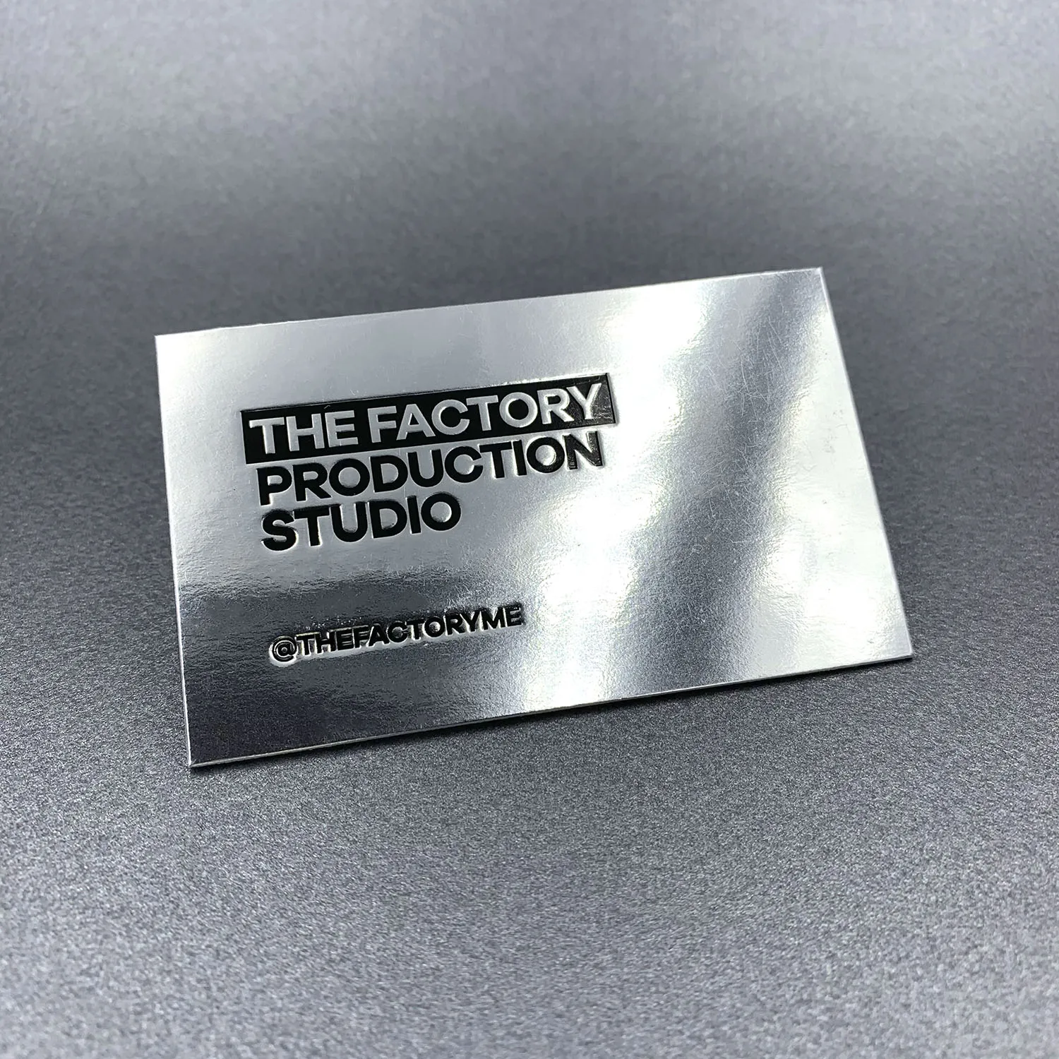 Фото товара «Визитки шелкографией на дизайнерском картоне» №5